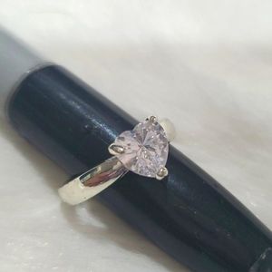 Silver ring in excellent condition heart shaped stone